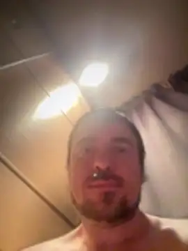 MaxxAsstEuff online show from February 4, 12:27 am