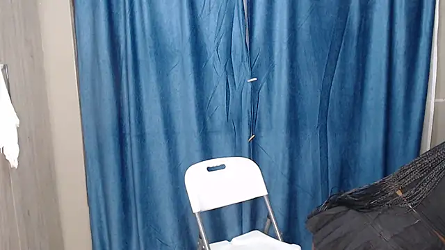 Snapshot of MiyaXo chatting on September 18, 9:50 pm MiyaXo online show from September 18, 9:50 pm