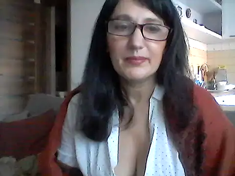 Elena48324 online show from January 18, 9:46 am