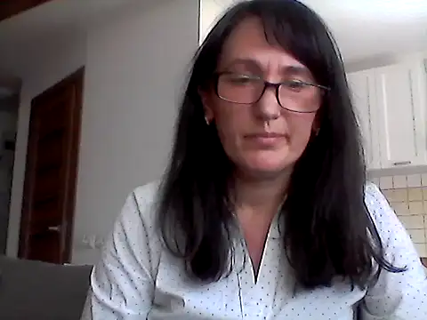 Elena48324 online show from April 28, 11:04 am