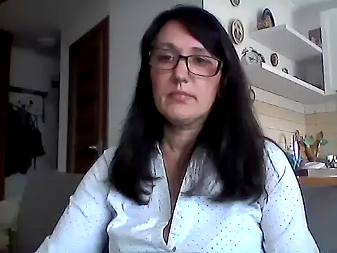 Elena48324 online show from May 19, 11:16 am