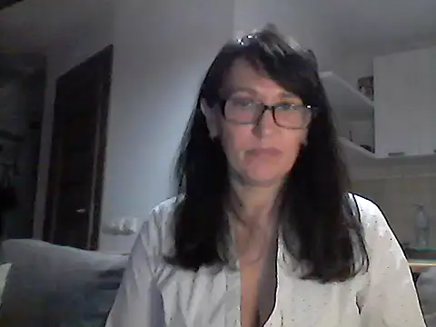 Elena48324 online show from May 27, 5:21 pm
