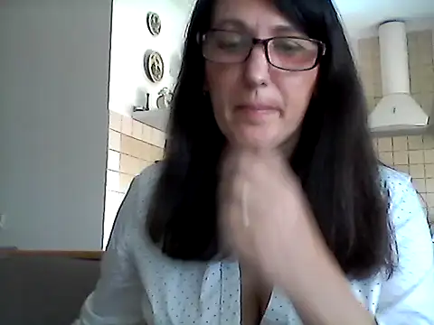 Elena48324 online show from May 30, 10:12 am