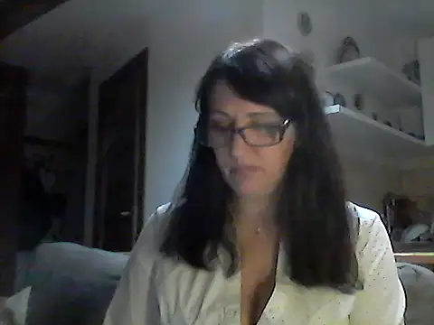Elena48324 online show from June 5, 6:57 pm