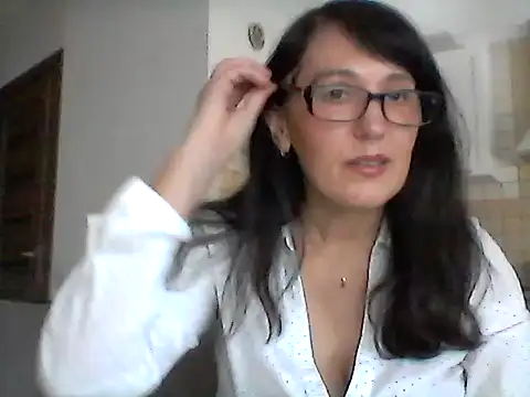 Elena48324 online show from June 12, 1:10 pm