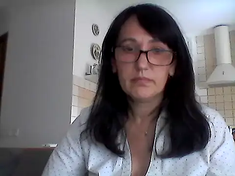 Elena48324 online show from June 15, 11:23 am