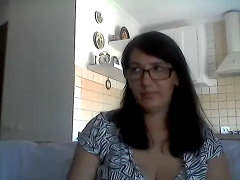 Elena48324 online show from June 29, 9:26 am