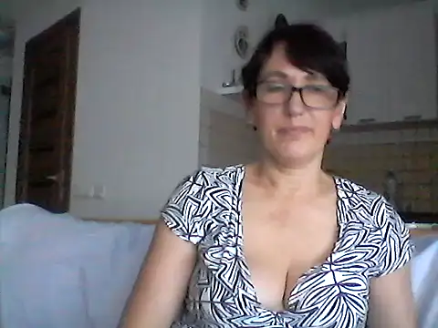 Elena48324 online show from July 3, 11:16 am