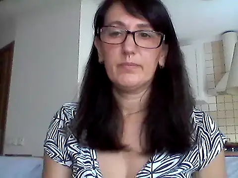 Elena48324 online show from July 5, 10:11 am