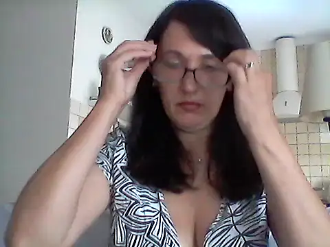 Elena48324 online show from July 19, 12:53 pm