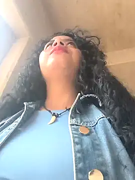 Yaya watson online show from April 8, 6:41 pm