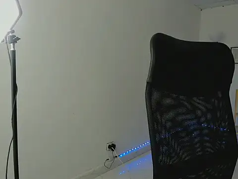 Snapshot of AbonySex69 chatting on February 19, 3:35 am AbonySex69 online show from February 19, 3:35 am