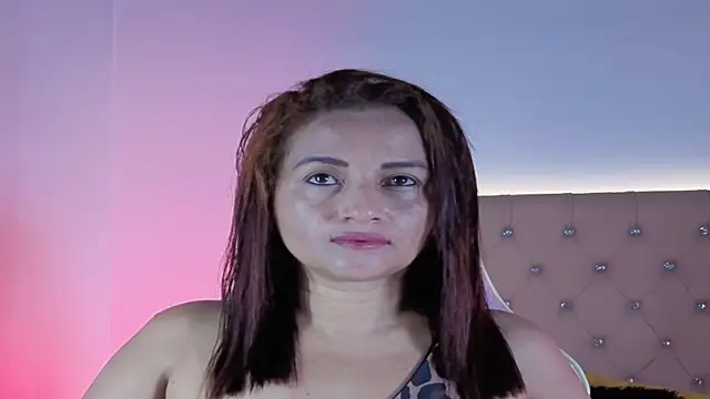 Zafiro  Brown online show from November 10, 12:04 pm