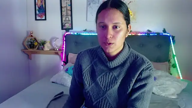 valentini villa online show from December 5, 7:10 pm