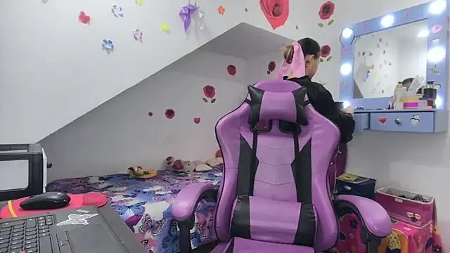 soffy rosses online show from October 24, 3:58 am