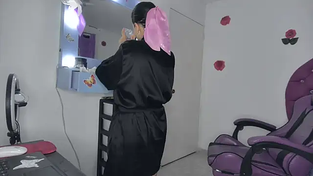 soffy rosses online show from March 7, 1:57 am