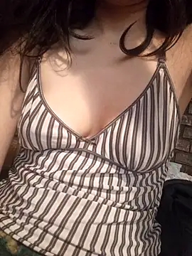 agusttt2667 online show from May 13, 5:21 pm