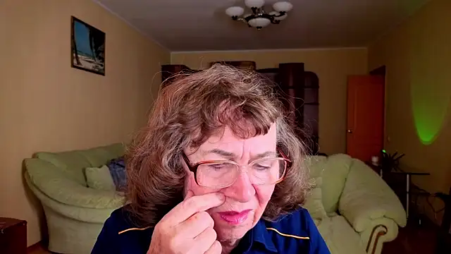 Betty Brick online show from January 19, 6:17 am