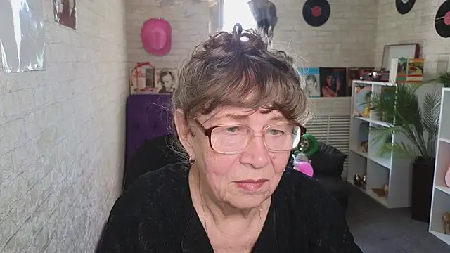 Betty Brick online show from May 25, 12:55 pm