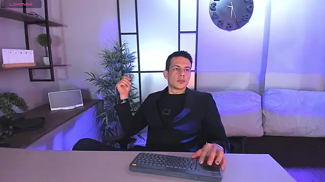 Dustin Sonne online show from November 19, 3:50 am