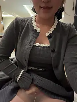 winter11 online show from November 28, 8:50 am