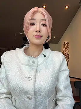 winter11 online show from February 16, 2:29 am