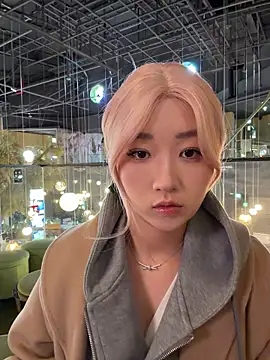 winter11 online show from March 4, 2:28 am