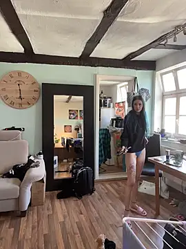 Seductively4 20 online show from March 10, 9:14 am