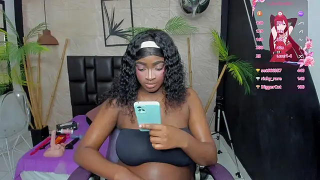 Snapshot of alana_bonny chatting on March 15, 1:55 am alana bonny online show from March 15, 1:55 am