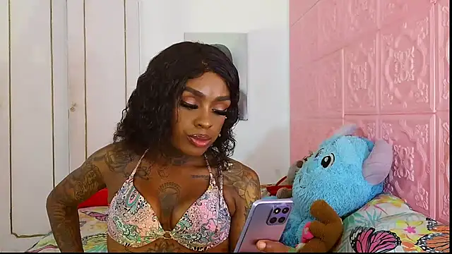 pink 7777 online show from July 14, 2:05 am