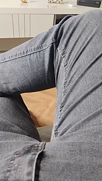 LeoMaduroSP online show from January 19, 3:05 pm