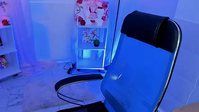 Snapshot of AvaDaviis chatting on November 5, 3:12 pm AvaDaviis online show from November 5, 3:12 pm