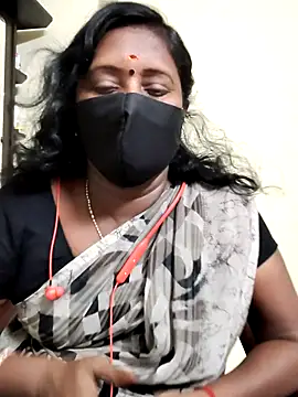 Snapshot of tamil_Nathi chatting on July 4, 6:03 pm tamil Nathi online show from July 4, 6:03 pm