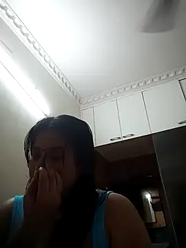 Snapshot of srimasrima chatting on March 16, 4:11 pm srimasrima online show from March 16, 4:11 pm
