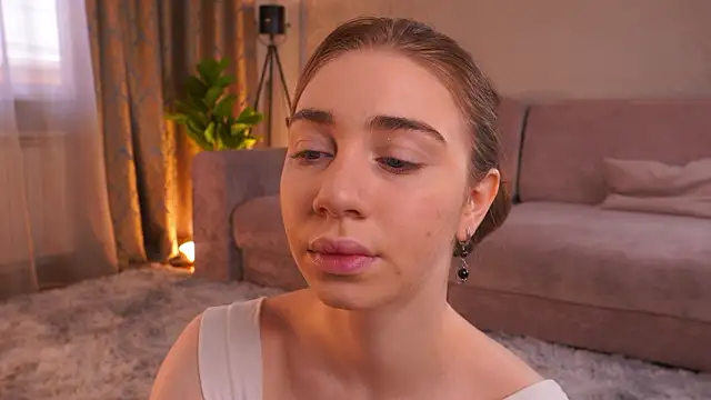 EadlinGillim online show from March 19, 3:21 am