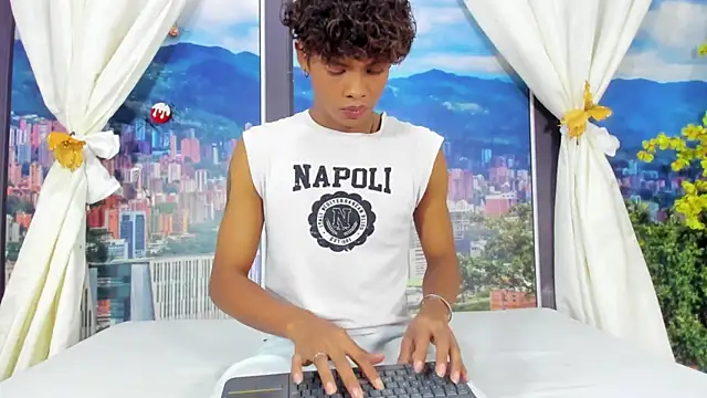 MilthonDelis online show from November 26, 3:29 am