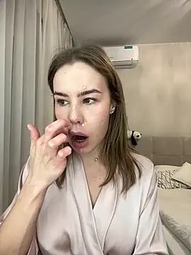 Ashley Roys online show from February 14, 3:53 pm