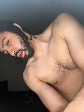 Snapshot of KingKevo27 chatting on November 1, 2:13 am KingKevo27 online show from November 1, 2:13 am