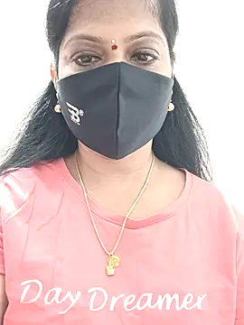 shivani27 online show from September 16, 2:40 pm