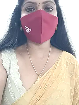 Snapshot of shivani27 chatting on December 19, 7:54 pm shivani27 online show from December 19, 7:54 pm