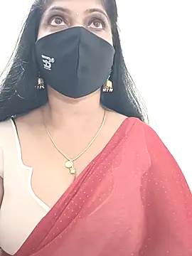 Snapshot of shivani27 chatting on January 31, 7:34 pm shivani27 online show from January 31, 7:34 pm