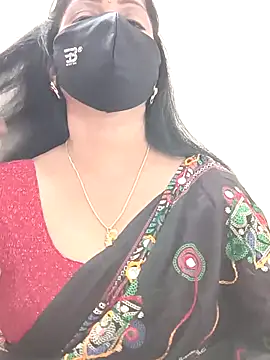 Snapshot of shivani27 chatting on February 8, 3:37 pm shivani27 online show from February 8, 3:37 pm