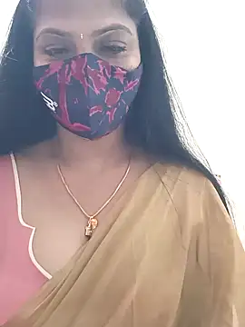 Snapshot of shivani27 chatting on February 21, 9:43 am shivani27 online show from February 21, 9:43 am