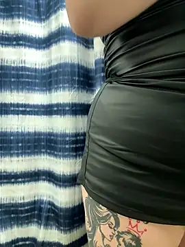 Snapshot of MamaSpicy chatting on October 12, 2:21 am MamaSpicy online show from October 12, 2:21 am