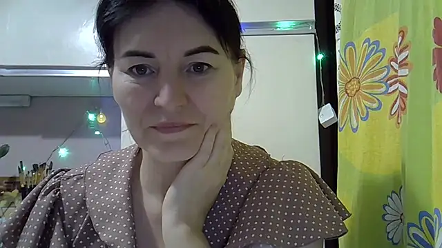 Krystal 82 online show from October 26, 3:29 pm