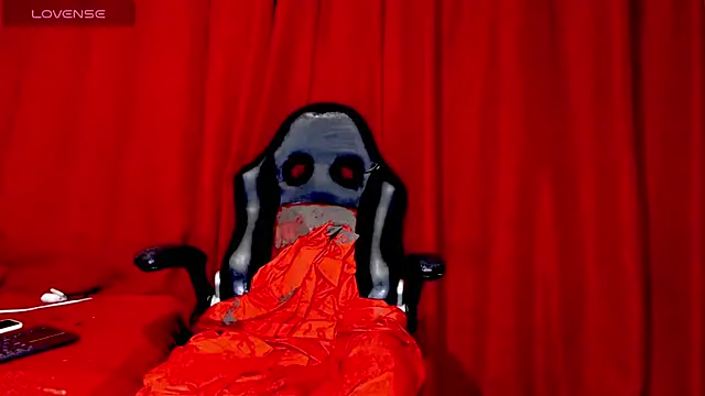 blondehot5v online show from February 25, 1:10 pm