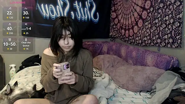 London Ray online show from September 24, 9:01 am