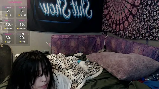 London Ray online show from October 1, 5:35 am