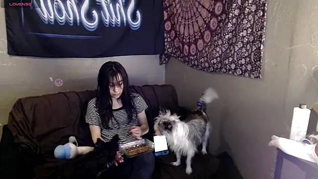 London Ray online show from April 12, 7:41 pm