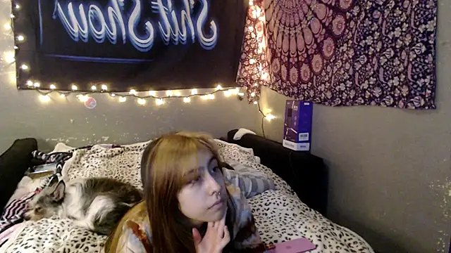 Snapshot of London_Ray chatting on June 17, 10:00 pm London Ray online show from June 17, 10:00 pm